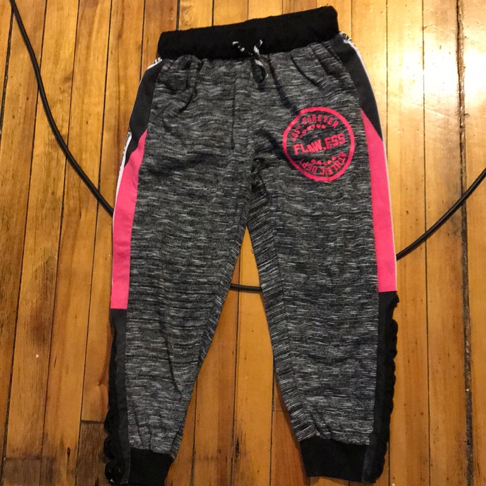 Capri sweatpants
